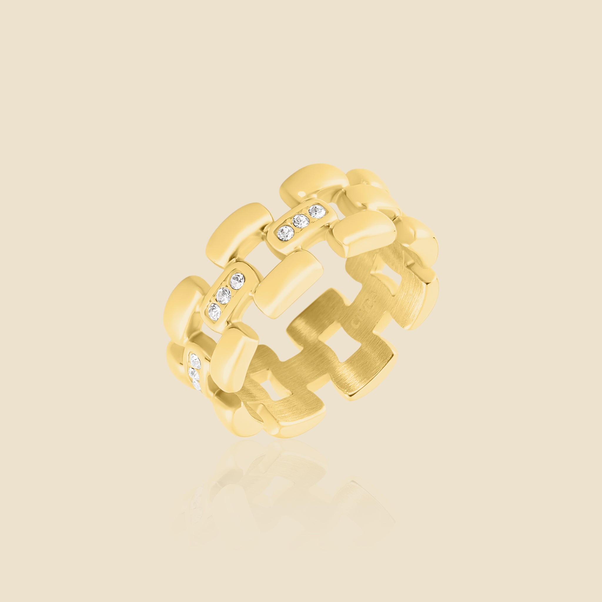 Gold-plated ring – Charm