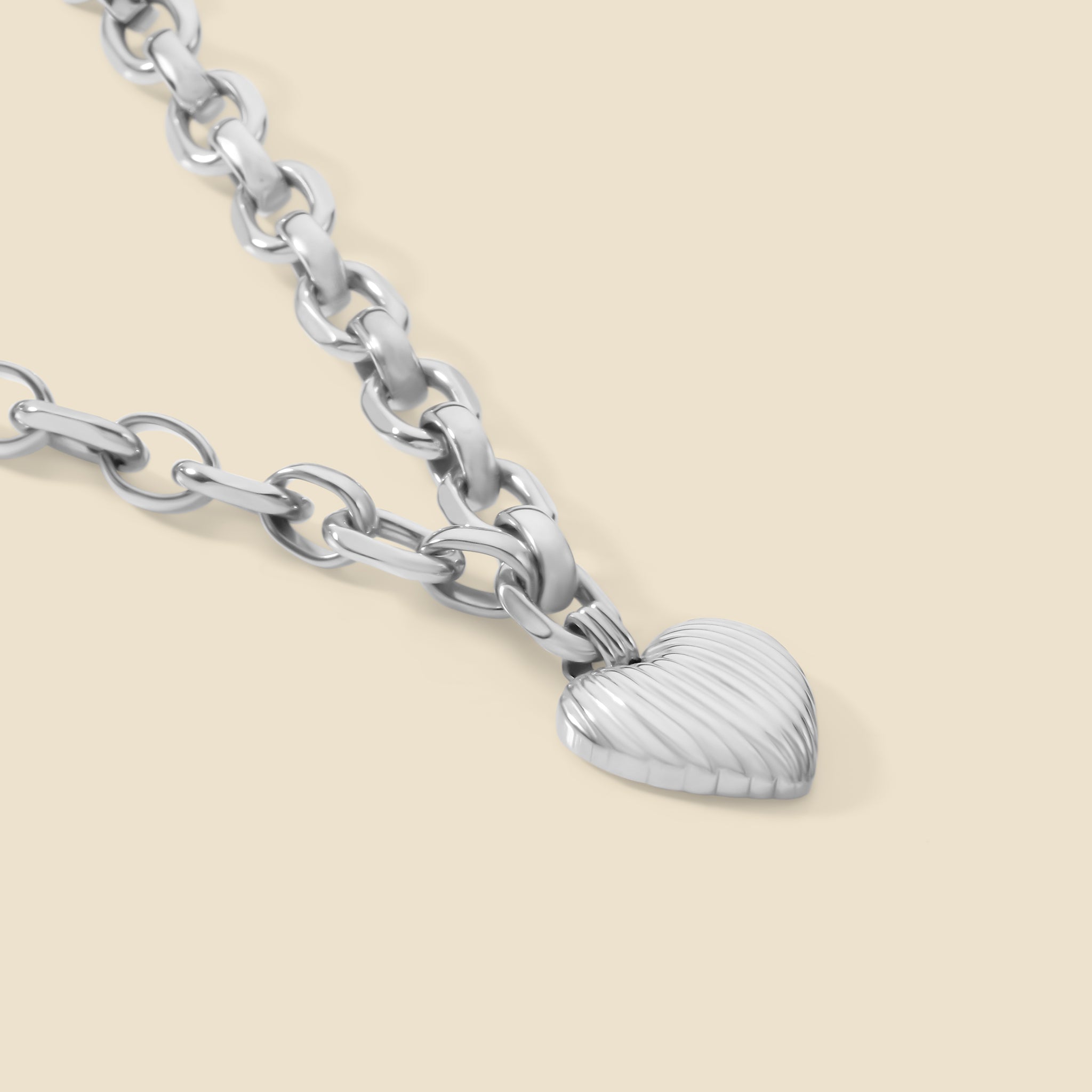 Silver heart necklace – Keepsake