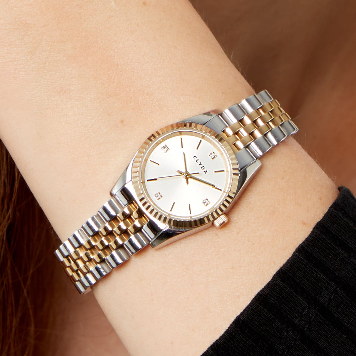 Two-tone Lea watch
