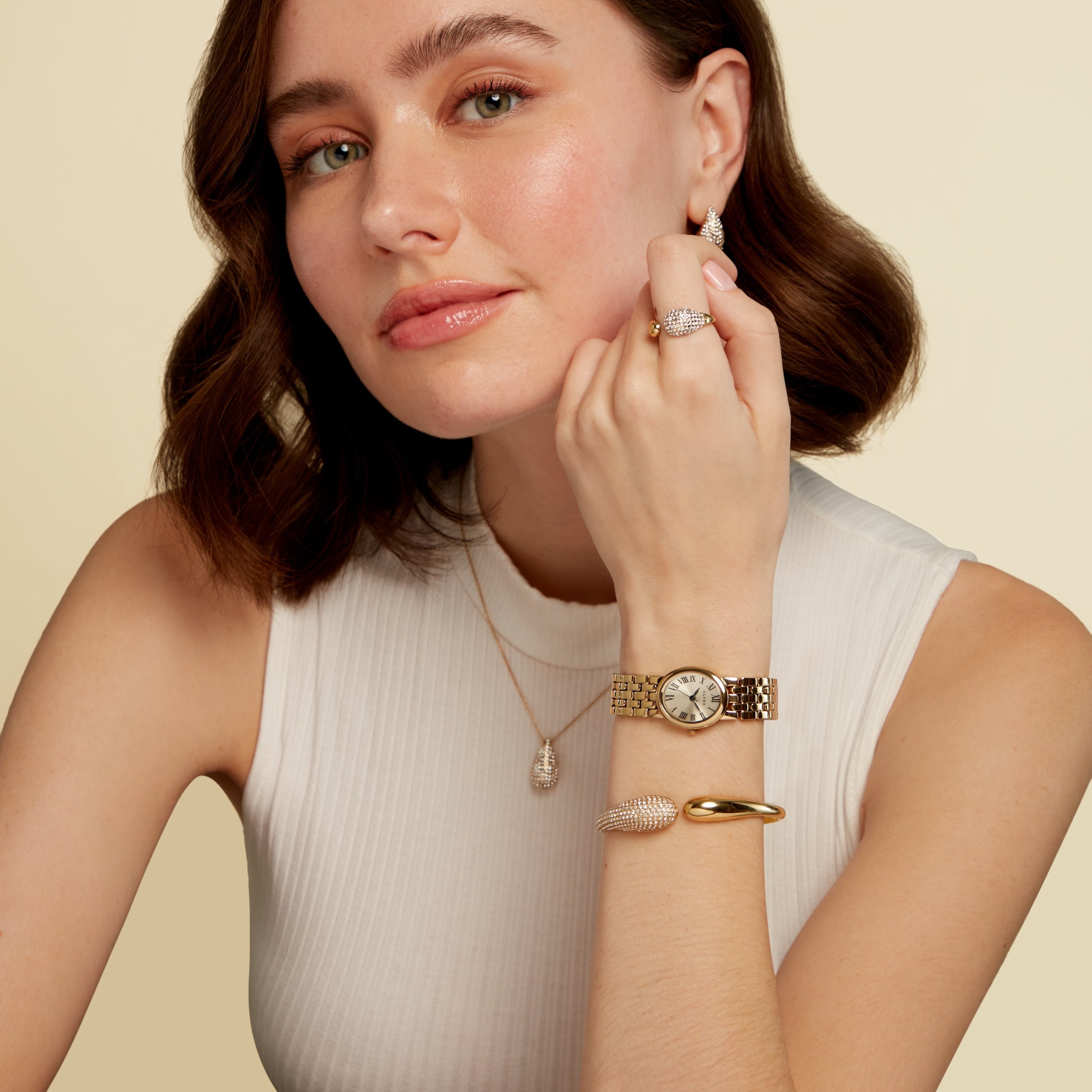 Gold watch – Camille