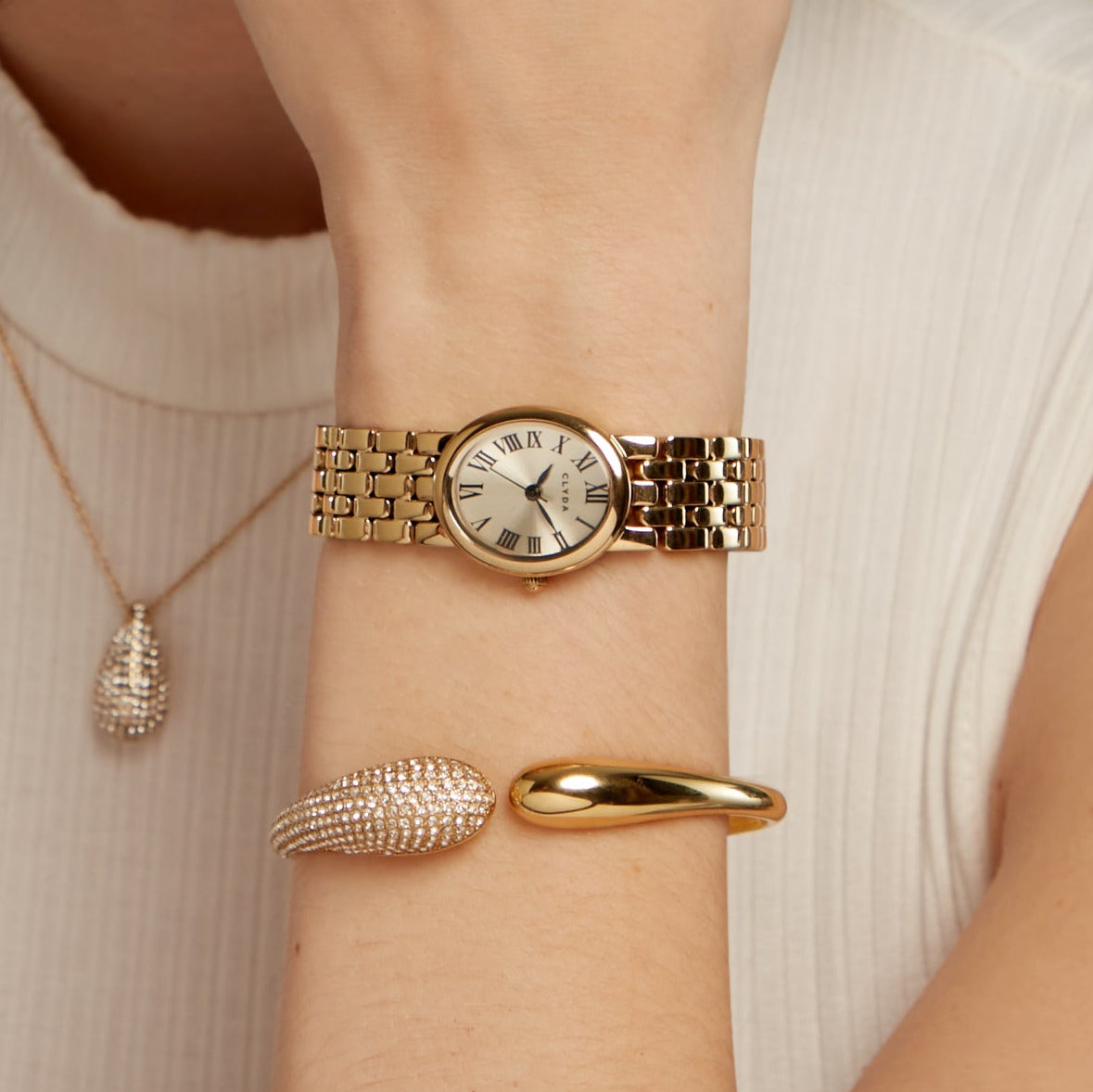 Gold watch – Camille