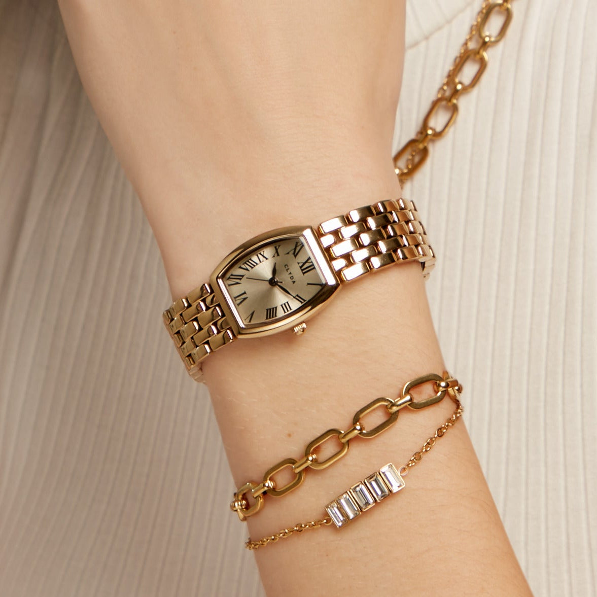 Gold watch – Claire