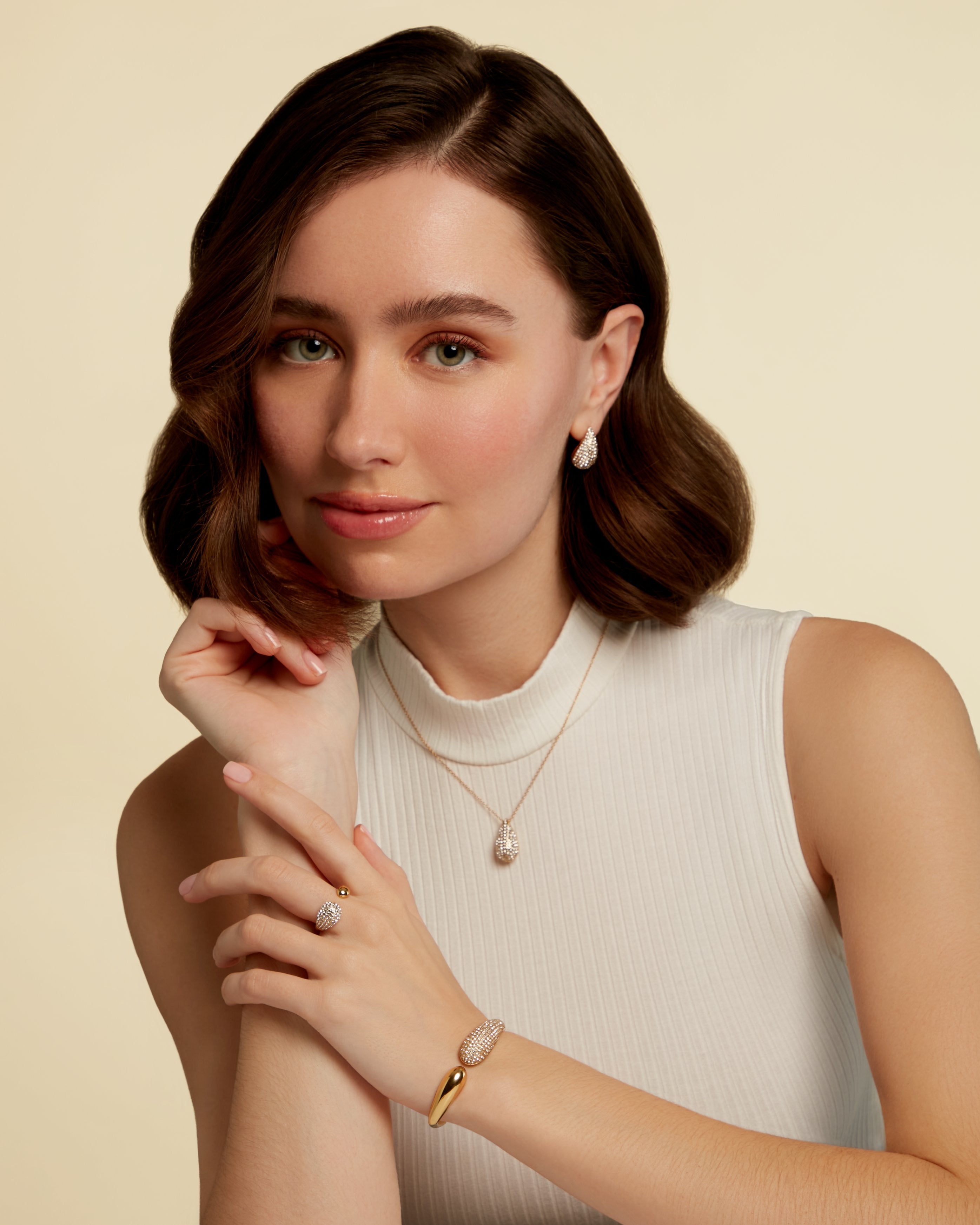 Gold bangle – Sparkle