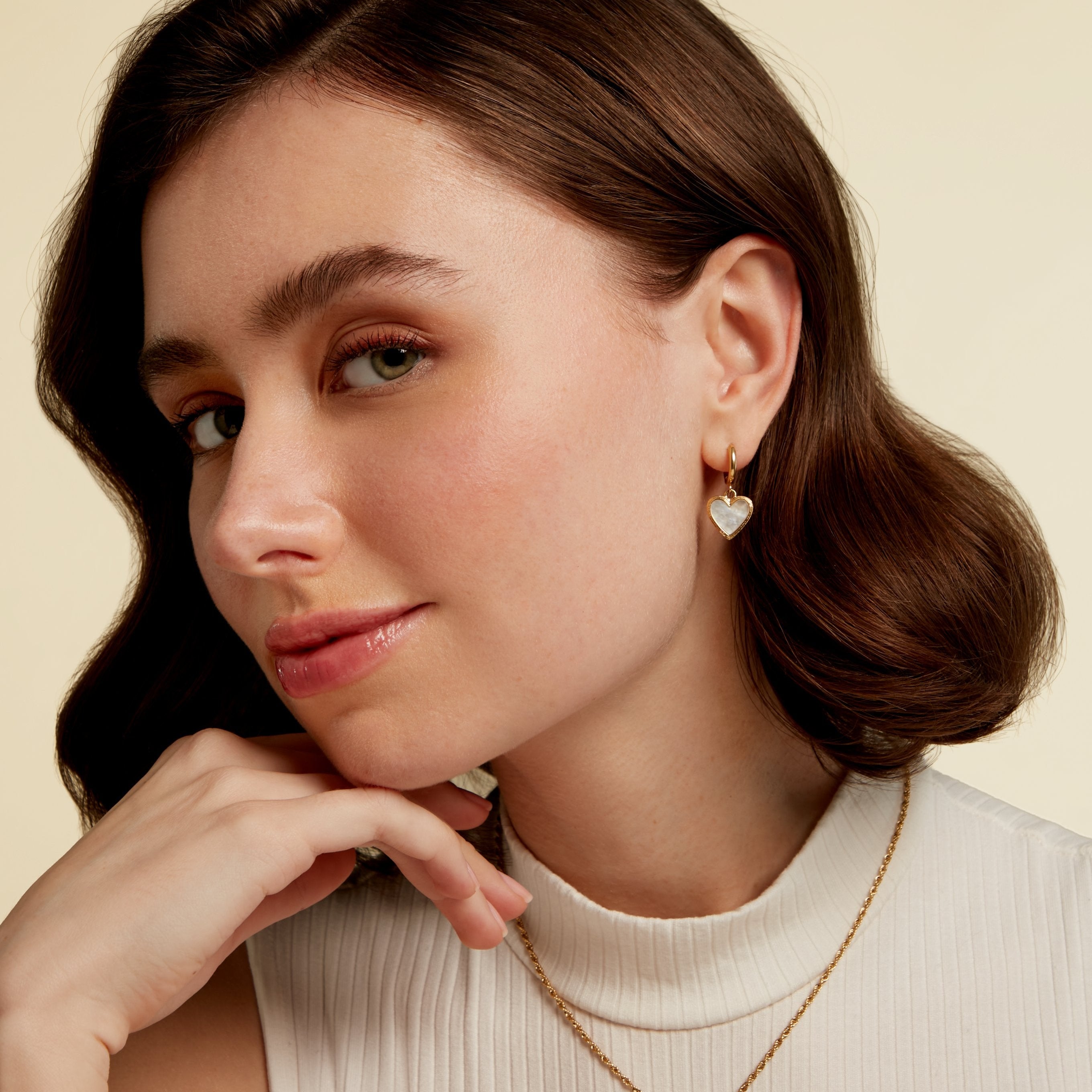 Gold hoop earrings – Heart