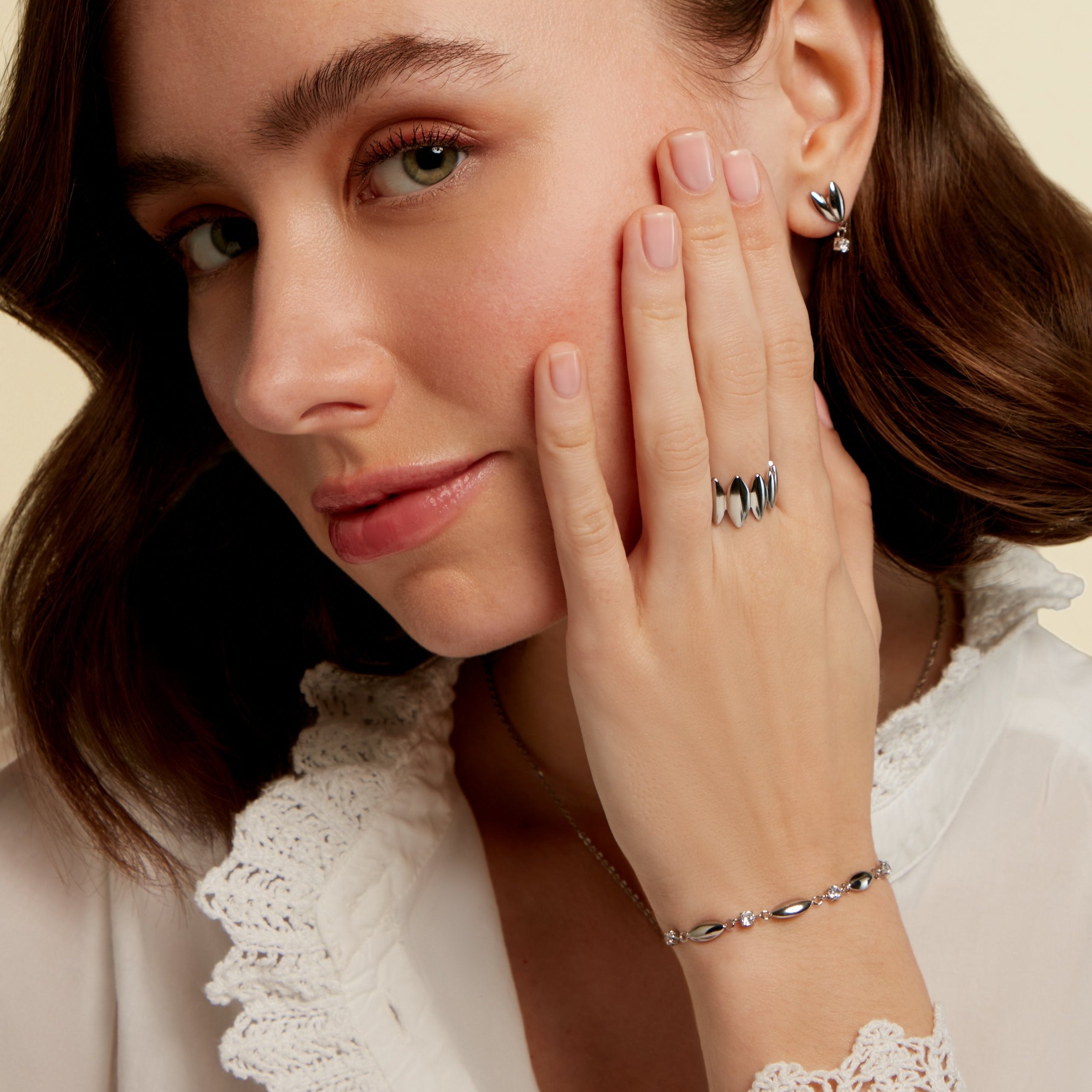 Silver-plated ring – Petal