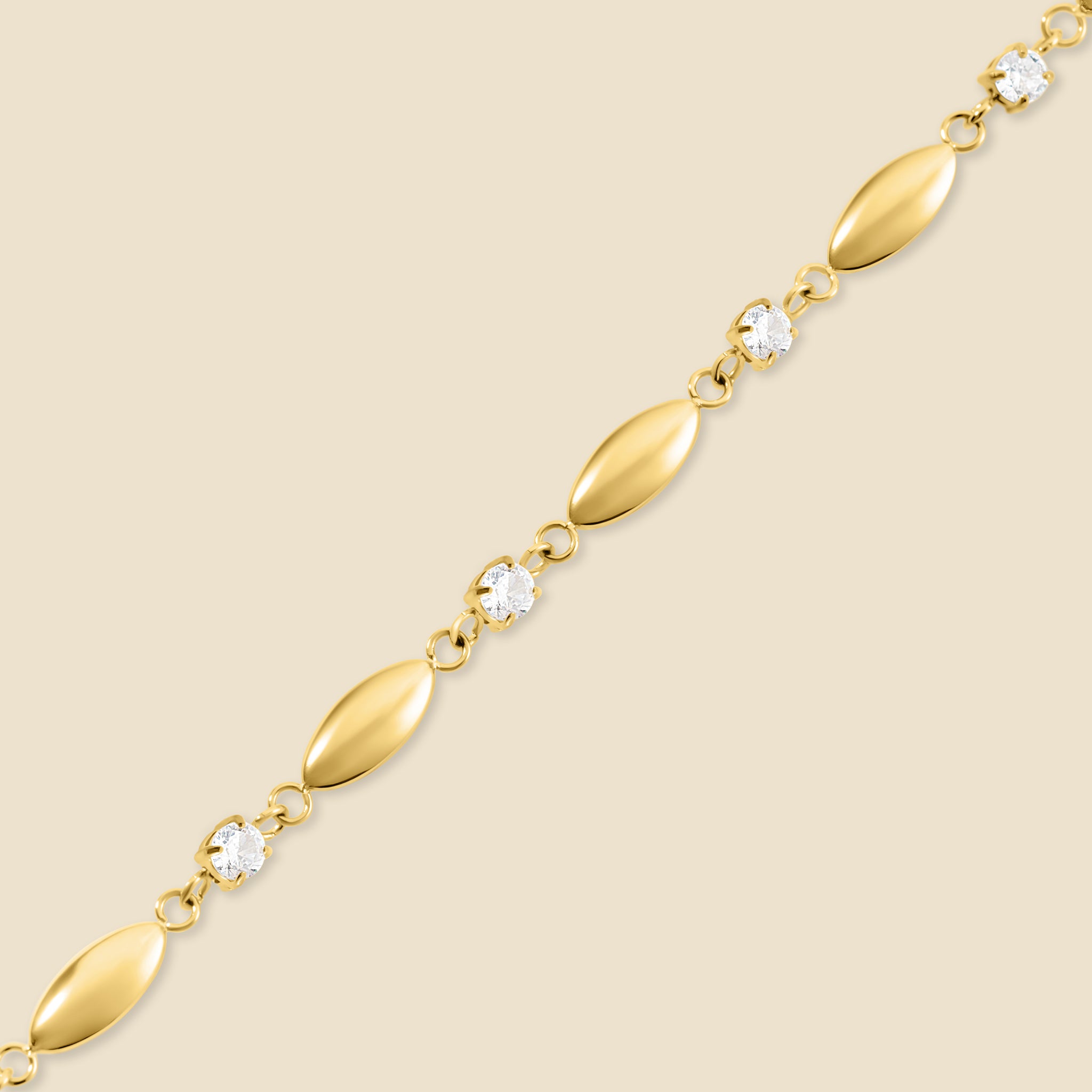 Gold-plated bracelet with white stone – Petal