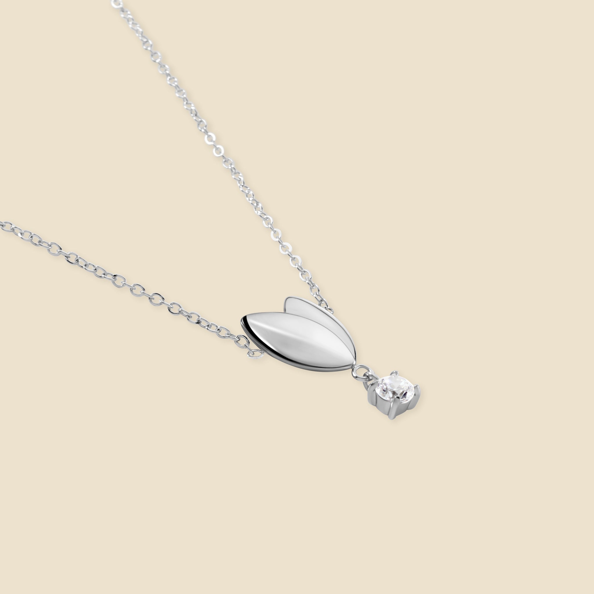 Collier argenté – Pétale