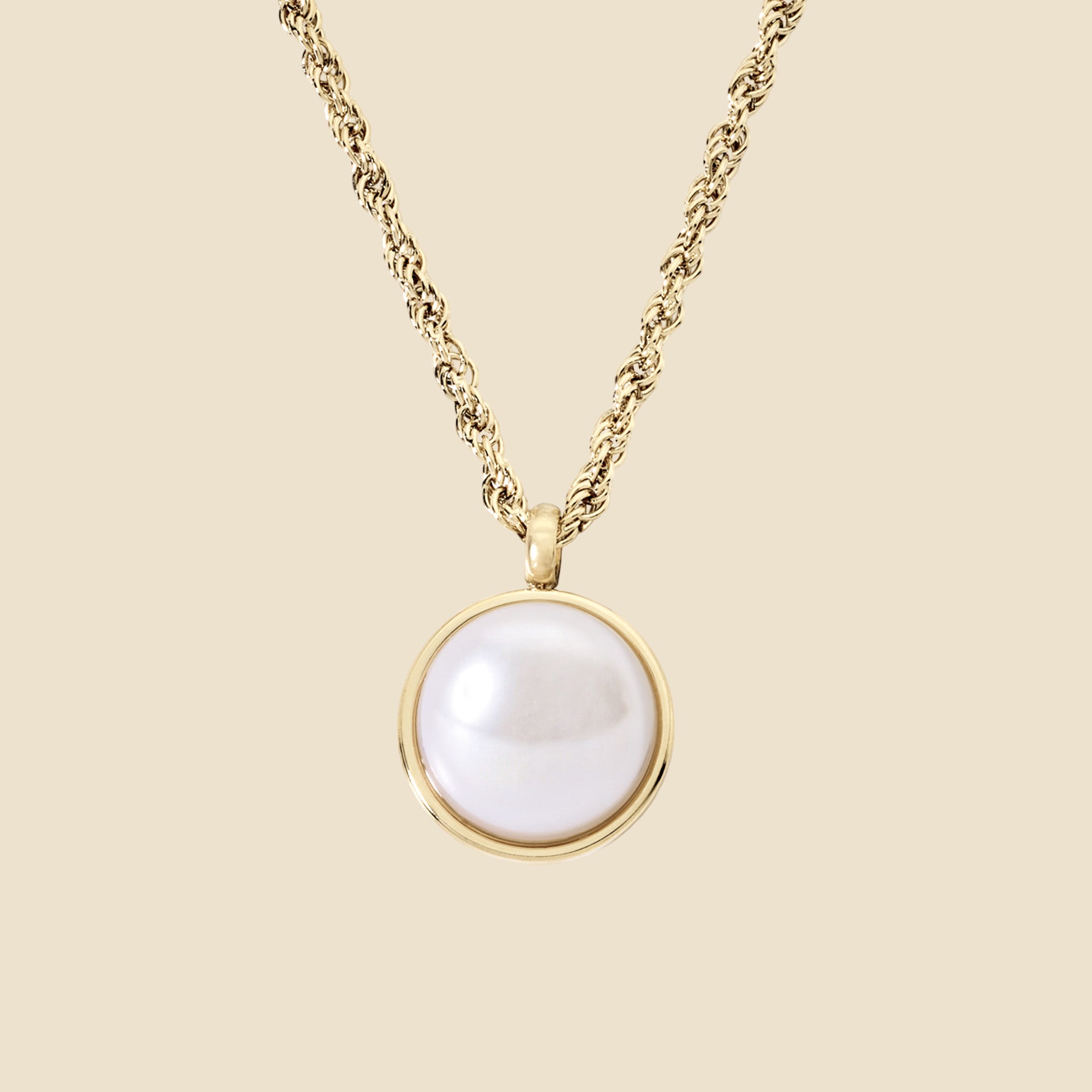 Collier doré perle - Mémoire
